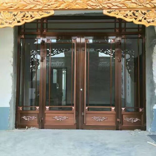 匠心鑄造，品質(zhì)卓越——探尋臨朐國(guó)強(qiáng)門業(yè)與金斗門業(yè)的仿銅門訂制之道